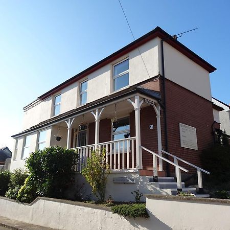Charnwood Guest House Lyme Regis Buitenkant foto