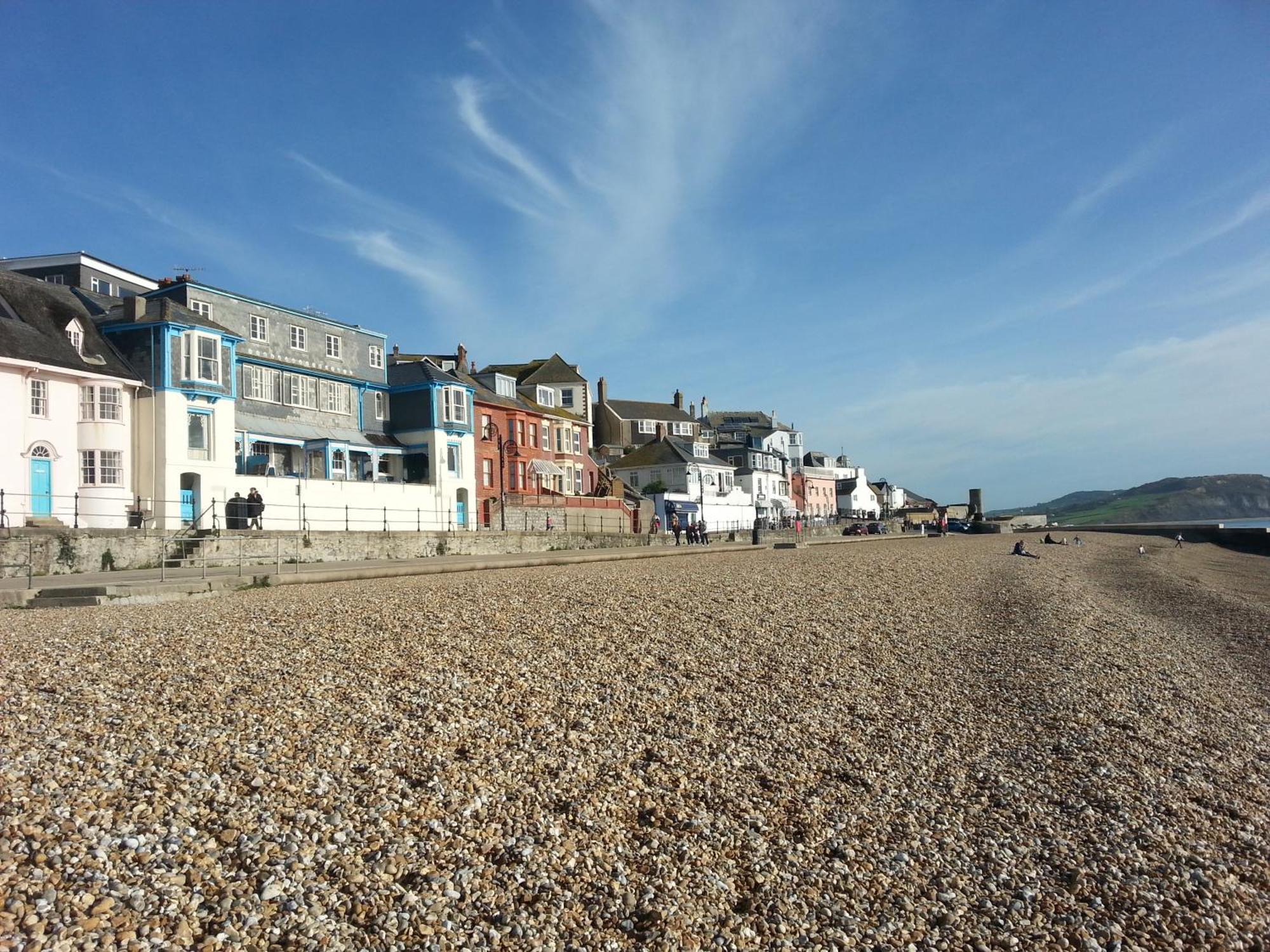 Charnwood Guest House Lyme Regis Buitenkant foto